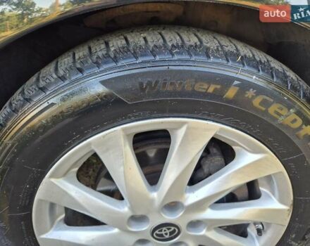 Тойота Авенсіс, об'ємом двигуна 2 л та пробігом 228 тис. км за 6800 $, фото 3 на Automoto.ua