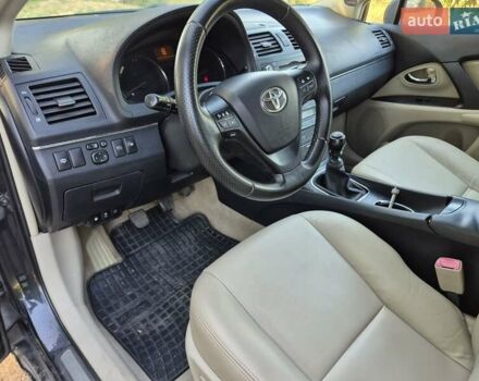 Тойота Авенсіс, об'ємом двигуна 2 л та пробігом 228 тис. км за 6800 $, фото 13 на Automoto.ua