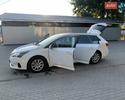 Тойота Авенсис, объемом двигателя 2.01 л и пробегом 194 тыс. км за 11100 $, фото 1 на Automoto.ua