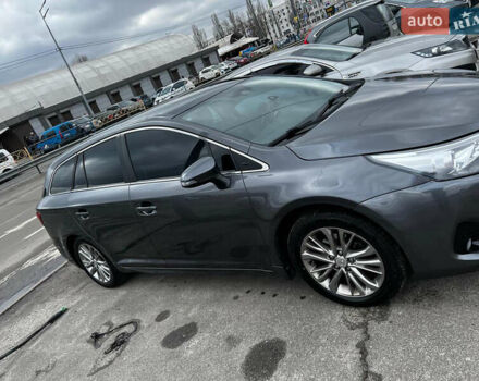 Тойота Авенсис, объемом двигателя 1.8 л и пробегом 173 тыс. км за 14500 $, фото 4 на Automoto.ua