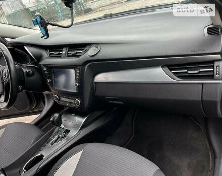 Тойота Авенсис, объемом двигателя 1.8 л и пробегом 173 тыс. км за 14500 $, фото 12 на Automoto.ua