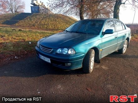 Тойота Авенсис 1998 в Ровно на Automoto.ua Тойота Авенсис, объемом двигателя 1.8 л и пробегом 300 тыс. км за 2150 $, фото 1 на Automoto.ua