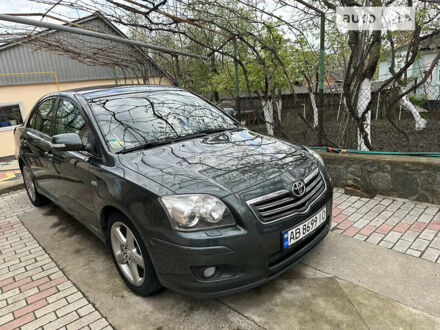 Тойота Авенсіс, об'ємом двигуна 2.2 л та пробігом 173 тис. км за 7500 $, фото 1 на Automoto.ua