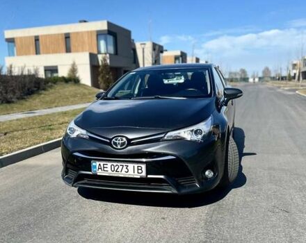 Тойота Авенсис, объемом двигателя 1.8 л и пробегом 97 тыс. км за 16100 $, фото 1 на Automoto.ua