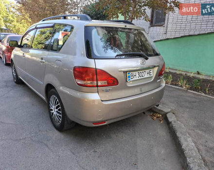 Жовтий Тойота Авенсіс, об'ємом двигуна 2 л та пробігом 305 тис. км за 6300 $, фото 12 на Automoto.ua