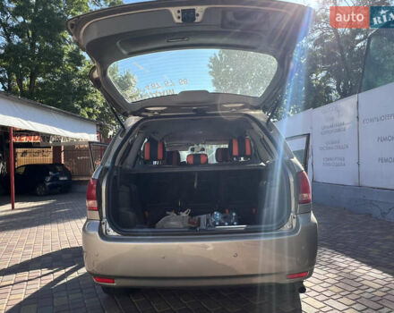 Жовтий Тойота Авенсіс, об'ємом двигуна 2 л та пробігом 305 тис. км за 6300 $, фото 9 на Automoto.ua