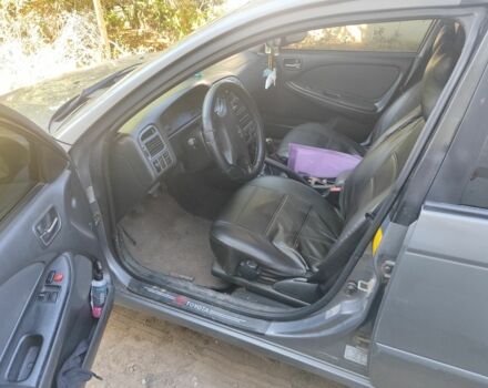 Серый Тойота Авенсис, объемом двигателя 2 л и пробегом 350 тыс. км за 2400 $, фото 3 на Automoto.ua