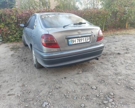 Серый Тойота Авенсис, объемом двигателя 2 л и пробегом 350 тыс. км за 2400 $, фото 1 на Automoto.ua