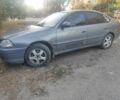 Серый Тойота Авенсис, объемом двигателя 2 л и пробегом 350 тыс. км за 2400 $, фото 1 на Automoto.ua