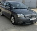 Серый Тойота Авенсис, объемом двигателя 2 л и пробегом 350 тыс. км за 2300 $, фото 1 на Automoto.ua