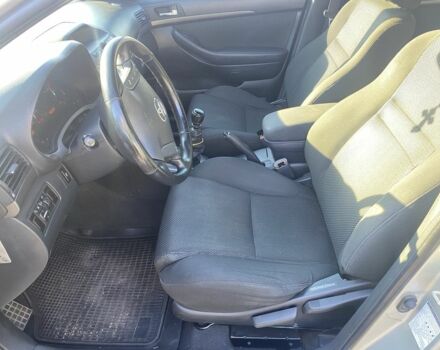 Серый Тойота Авенсис, объемом двигателя 2.2 л и пробегом 280 тыс. км за 6500 $, фото 1 на Automoto.ua
