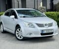 Сірий Тойота Авенсіс, об'ємом двигуна 2 л та пробігом 332 тис. км за 5992 $, фото 1 на Automoto.ua