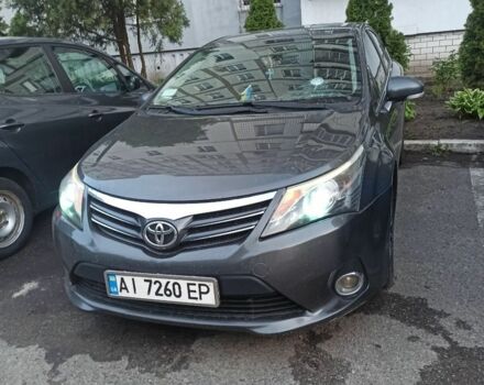 Серый Тойота Авенсис, объемом двигателя 1.8 л и пробегом 255 тыс. км за 7500 $, фото 5 на Automoto.ua