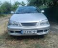 Серый Тойота Авенсис, объемом двигателя 1.76 л и пробегом 450 тыс. км за 3800 $, фото 1 на Automoto.ua