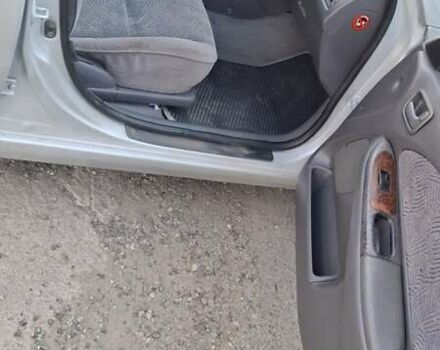Сірий Тойота Авенсіс, об'ємом двигуна 2 л та пробігом 391 тис. км за 2600 $, фото 6 на Automoto.ua