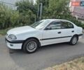 Серый Тойота Авенсис, объемом двигателя 1.6 л и пробегом 327 тыс. км за 3300 $, фото 1 на Automoto.ua