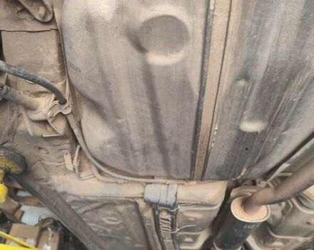 Серый Тойота Авенсис, объемом двигателя 1.76 л и пробегом 350 тыс. км за 3499 $, фото 15 на Automoto.ua