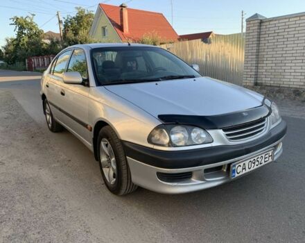 Серый Тойота Авенсис, объемом двигателя 1.8 л и пробегом 217 тыс. км за 3800 $, фото 1 на Automoto.ua