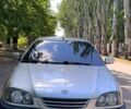 Сірий Тойота Авенсіс, об'ємом двигуна 1.8 л та пробігом 300 тис. км за 4100 $, фото 1 на Automoto.ua