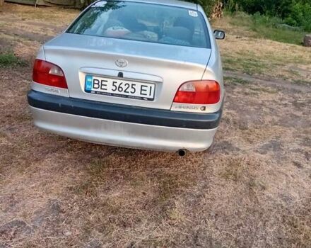 Серый Тойота Авенсис, объемом двигателя 1.76 л и пробегом 432 тыс. км за 3000 $, фото 7 на Automoto.ua
