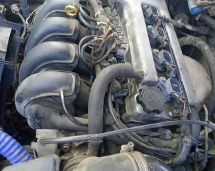 Сірий Тойота Авенсіс, об'ємом двигуна 1.8 л та пробігом 250 тис. км за 4100 $, фото 3 на Automoto.ua