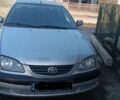 Серый Тойота Авенсис, объемом двигателя 1.8 л и пробегом 263 тыс. км за 2500 $, фото 1 на Automoto.ua