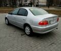 Серый Тойота Авенсис, объемом двигателя 2 л и пробегом 210 тыс. км за 4000 $, фото 2 на Automoto.ua