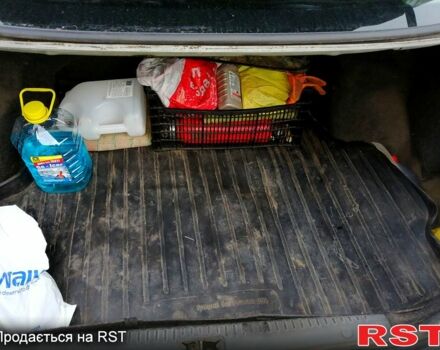 Серый Тойота Авенсис, объемом двигателя 2 л и пробегом 210 тыс. км за 4000 $, фото 7 на Automoto.ua