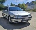Серый Тойота Авенсис, объемом двигателя 2 л и пробегом 282 тыс. км за 5000 $, фото 4 на Automoto.ua