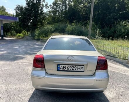Серый Тойота Авенсис, объемом двигателя 1.8 л и пробегом 235 тыс. км за 5180 $, фото 2 на Automoto.ua