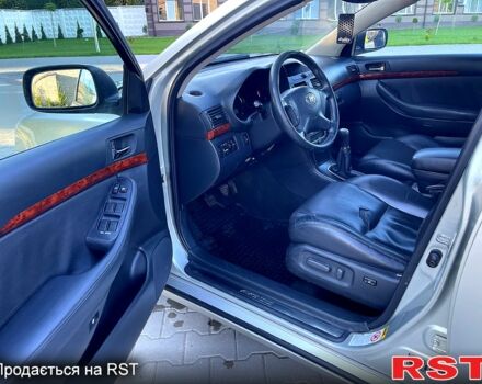 Сірий Тойота Авенсіс, об'ємом двигуна 2 л та пробігом 250 тис. км за 3900 $, фото 5 на Automoto.ua