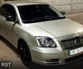 Серый Тойота Авенсис, объемом двигателя 1.6 л и пробегом 212 тыс. км за 4990 $, фото 6 на Automoto.ua