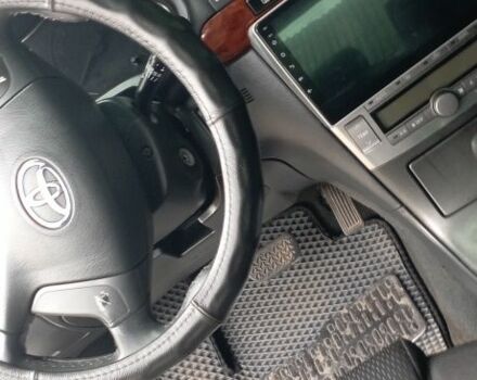 Серый Тойота Авенсис, объемом двигателя 2 л и пробегом 111 тыс. км за 4713 $, фото 7 на Automoto.ua