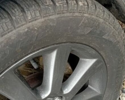 Серый Тойота Авенсис, объемом двигателя 2 л и пробегом 111 тыс. км за 4713 $, фото 3 на Automoto.ua