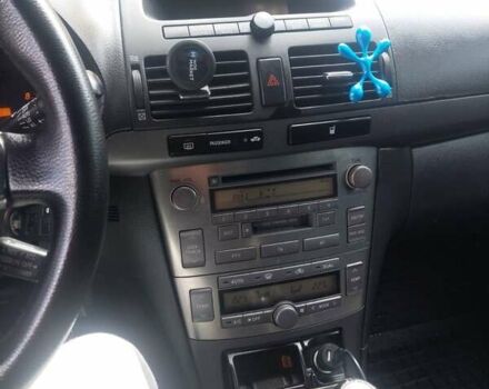 Сірий Тойота Авенсіс, об'ємом двигуна 1.79 л та пробігом 355 тис. км за 5150 $, фото 2 на Automoto.ua