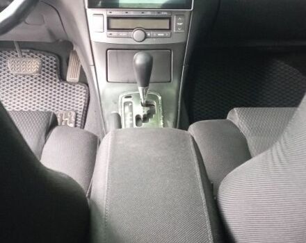 Серый Тойота Авенсис, объемом двигателя 2 л и пробегом 111 тыс. км за 4713 $, фото 1 на Automoto.ua