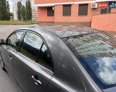 Сірий Тойота Авенсіс, об'ємом двигуна 2 л та пробігом 250 тис. км за 4400 $, фото 5 на Automoto.ua