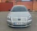 Серый Тойота Авенсис, объемом двигателя 1.6 л и пробегом 212 тыс. км за 5000 $, фото 1 на Automoto.ua