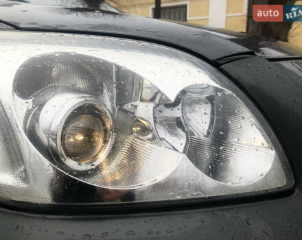 Серый Тойота Авенсис, объемом двигателя 2 л и пробегом 250 тыс. км за 4250 $, фото 11 на Automoto.ua