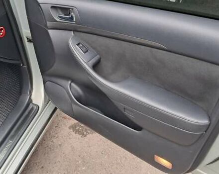 Серый Тойота Авенсис, объемом двигателя 2 л и пробегом 243 тыс. км за 5999 $, фото 13 на Automoto.ua