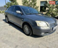 Серый Тойота Авенсис, объемом двигателя 2 л и пробегом 260 тыс. км за 4600 $, фото 1 на Automoto.ua