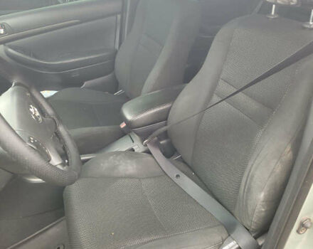 Сірий Тойота Авенсіс, об'ємом двигуна 1.8 л та пробігом 200 тис. км за 3500 $, фото 11 на Automoto.ua