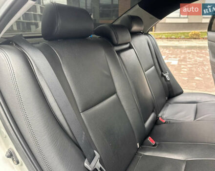 Серый Тойота Авенсис, объемом двигателя 2 л и пробегом 250 тыс. км за 4650 $, фото 60 на Automoto.ua