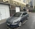 Серый Тойота Авенсис, объемом двигателя 2 л и пробегом 350 тыс. км за 4200 $, фото 1 на Automoto.ua