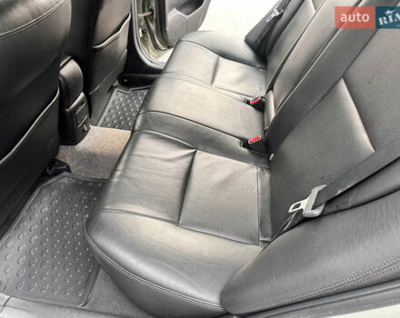 Серый Тойота Авенсис, объемом двигателя 2 л и пробегом 250 тыс. км за 4650 $, фото 64 на Automoto.ua