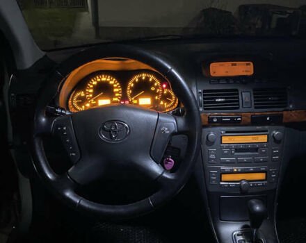 Сірий Тойота Авенсіс, об'ємом двигуна 2 л та пробігом 287 тис. км за 4800 $, фото 3 на Automoto.ua