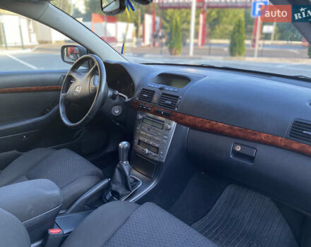 Серый Тойота Авенсис, объемом двигателя 1.8 л и пробегом 210 тыс. км за 5500 $, фото 20 на Automoto.ua