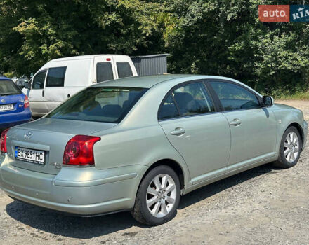Серый Тойота Авенсис, объемом двигателя 2 л и пробегом 325 тыс. км за 4650 $, фото 6 на Automoto.ua
