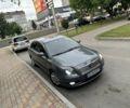 Серый Тойота Авенсис, объемом двигателя 2 л и пробегом 350 тыс. км за 4200 $, фото 5 на Automoto.ua
