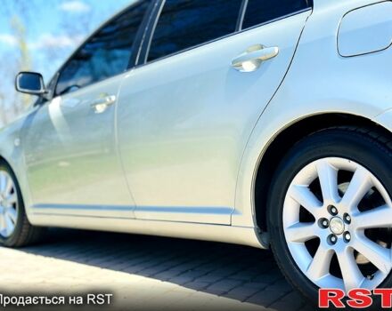 Серый Тойота Авенсис, объемом двигателя 2 л и пробегом 270 тыс. км за 3999 $, фото 12 на Automoto.ua